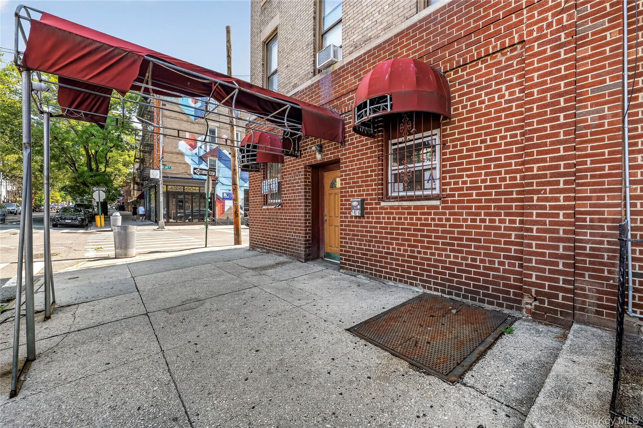 2476 Arthur Avenue thumbnail 41