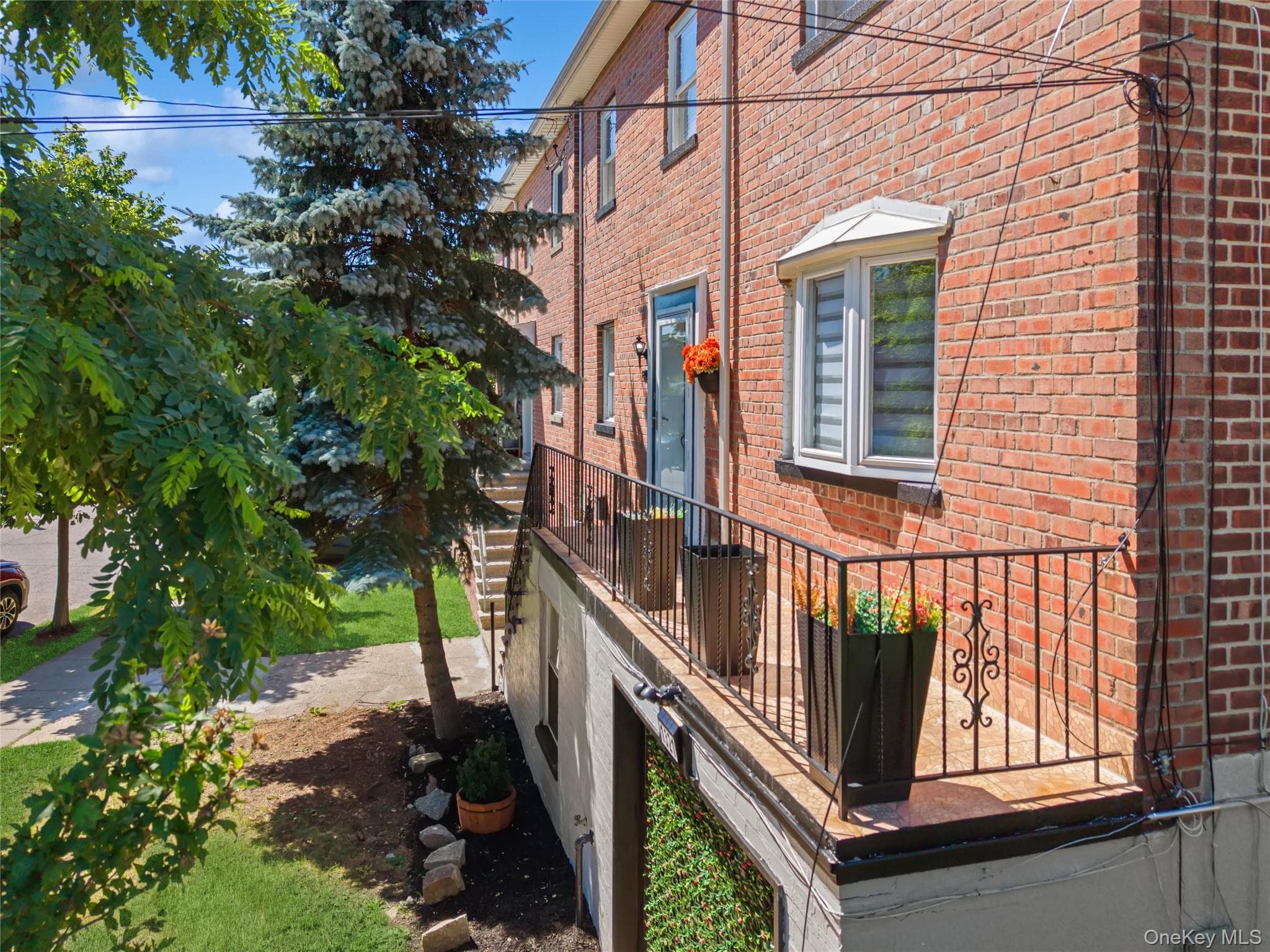 1321 Gillespie Avenue thumbnail 19