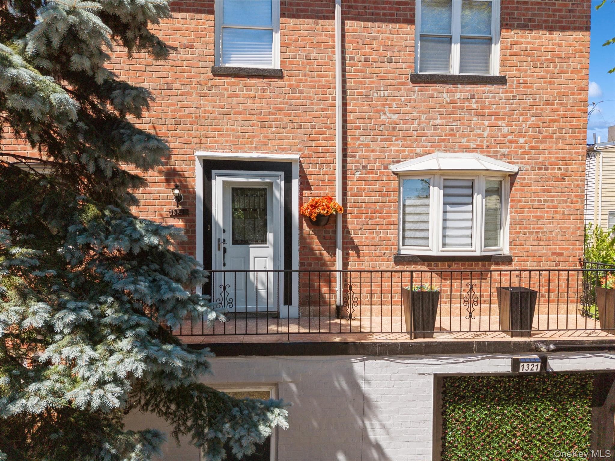1321 Gillespie Avenue thumbnail 21