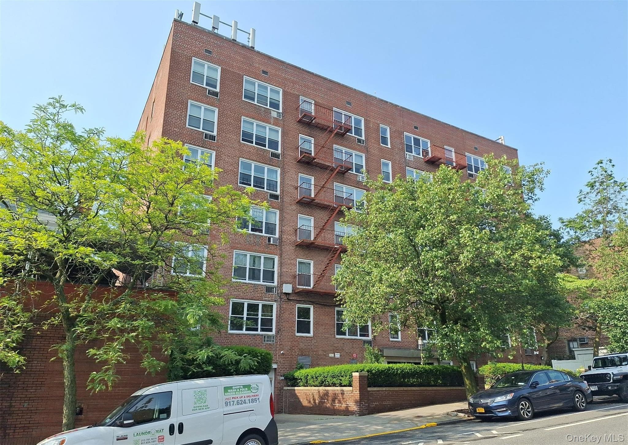 5730 Mosholu Avenue Unit: 6A thumbnail 2