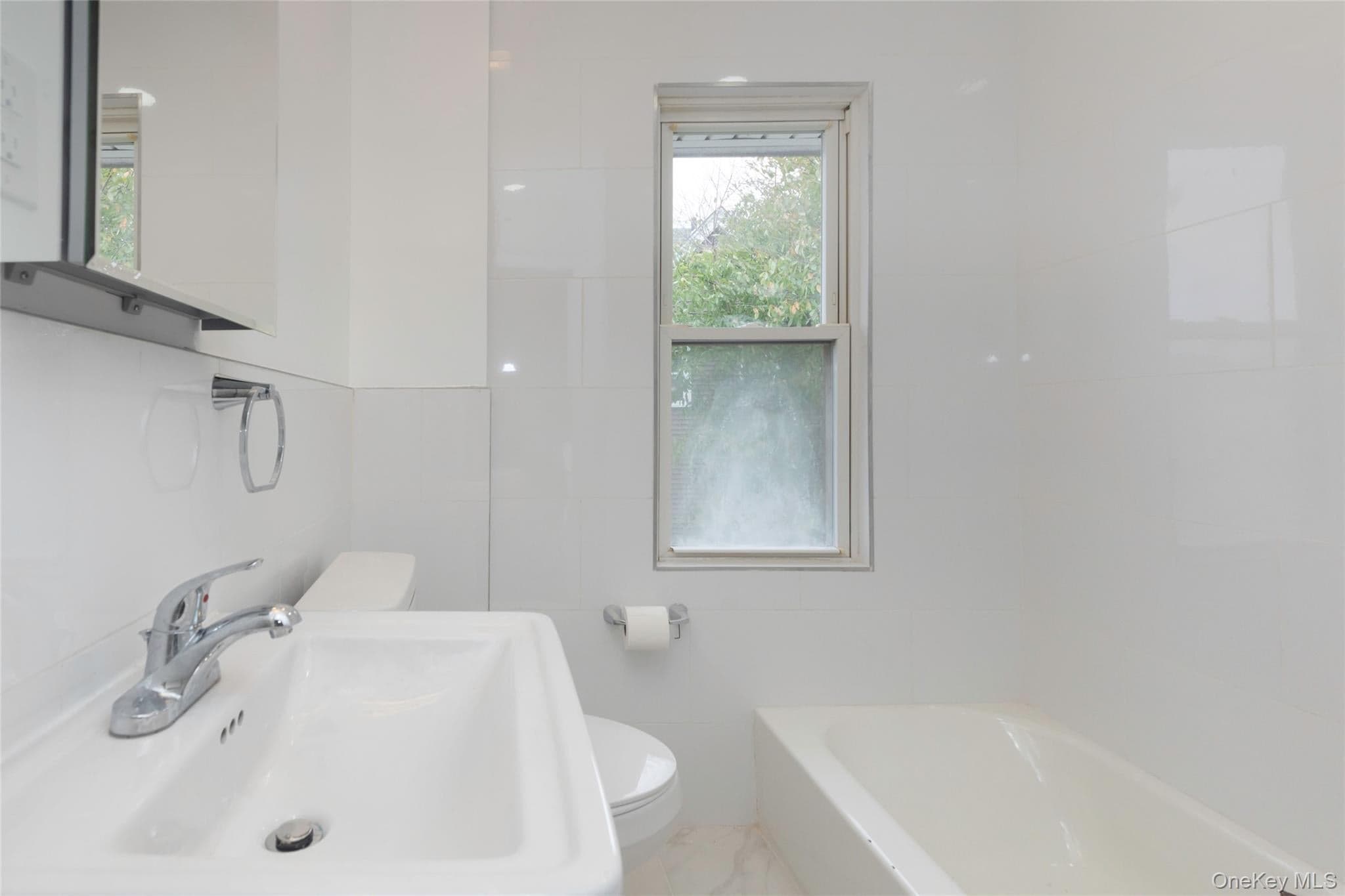 76 Wickes Avenue thumbnail 11
