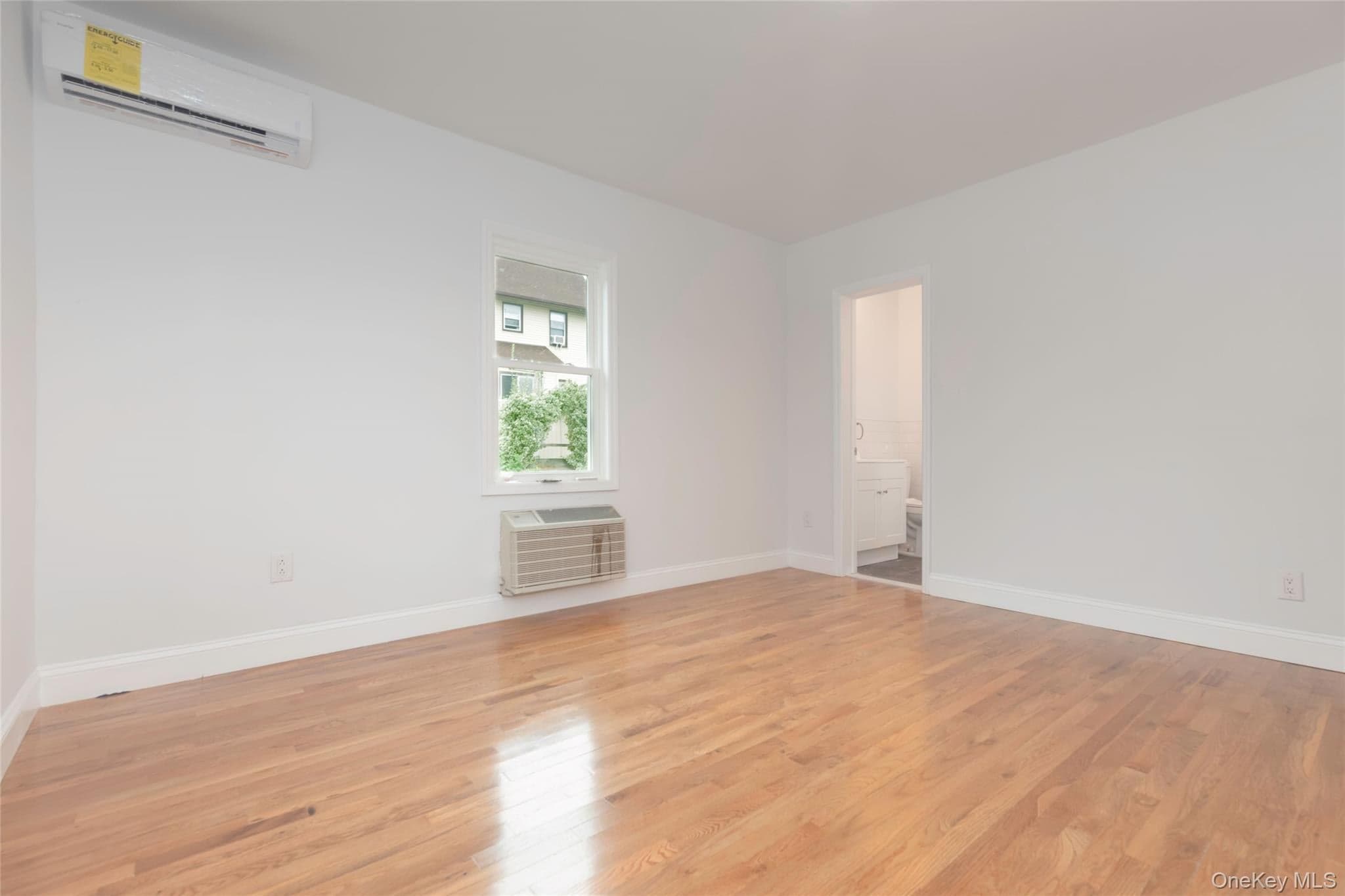 76 Wickes Avenue thumbnail 5