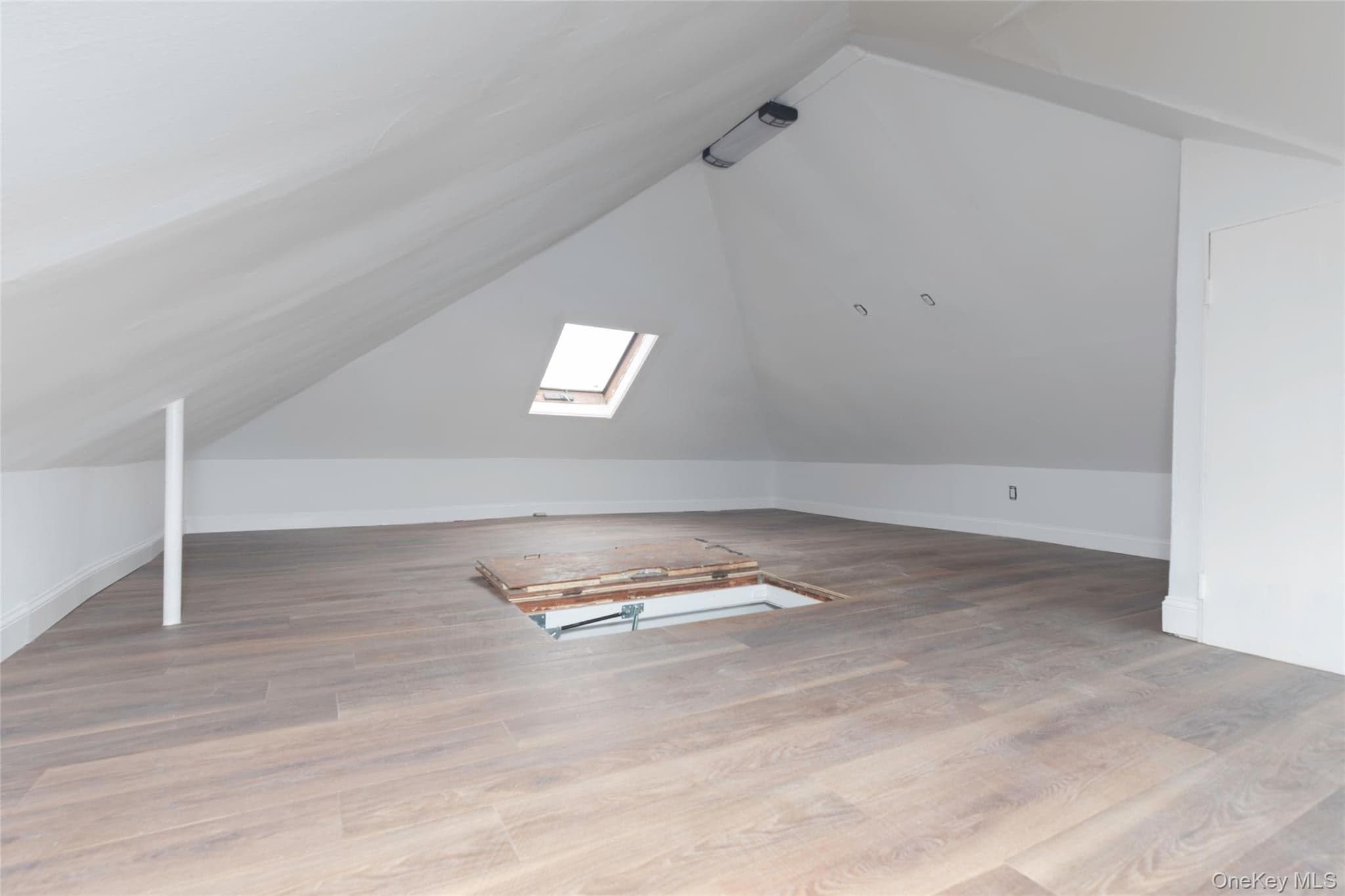 76 Wickes Avenue thumbnail 13