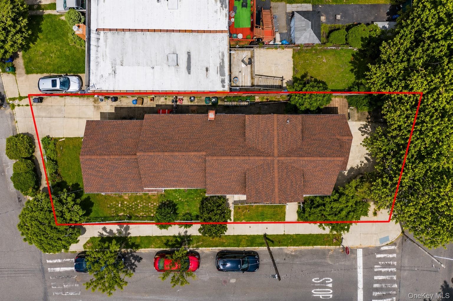 4647 204th Street thumbnail 13