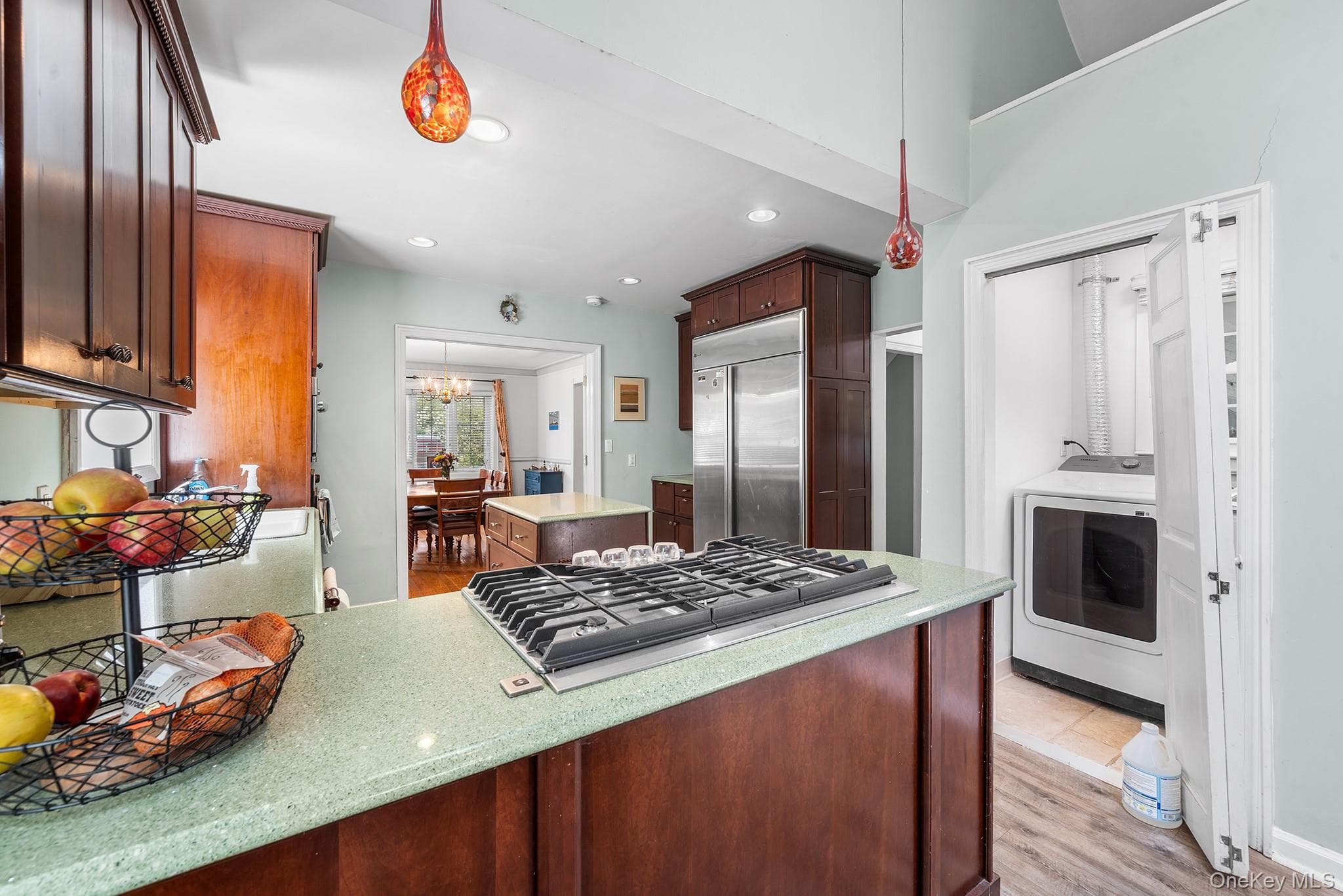 3 Demott Avenue thumbnail 16
