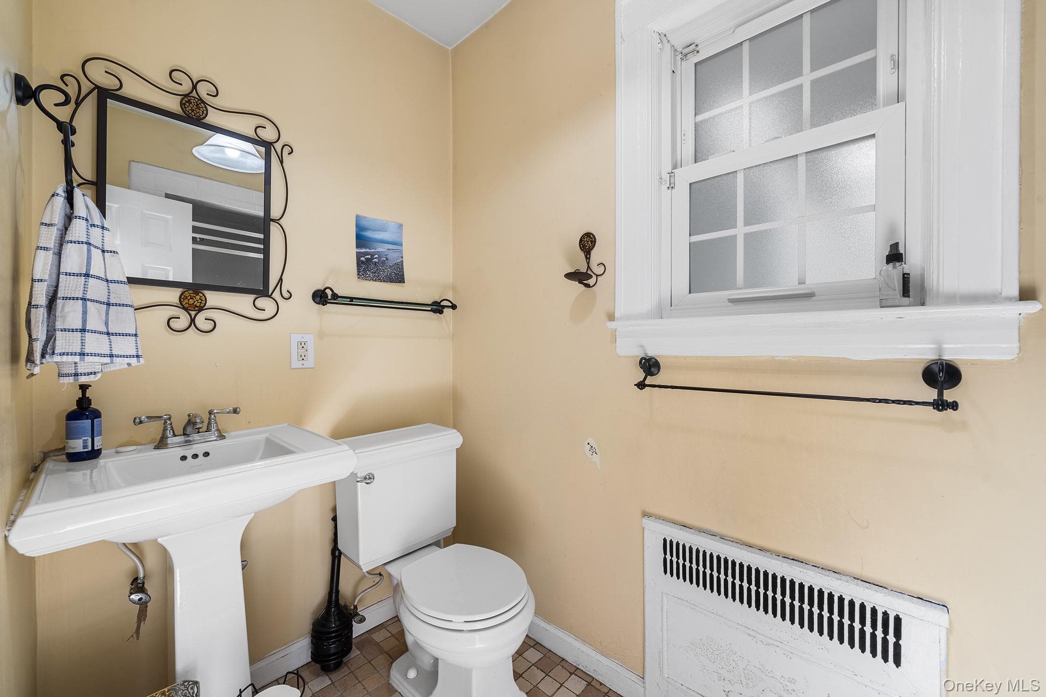 3 Demott Avenue thumbnail 18