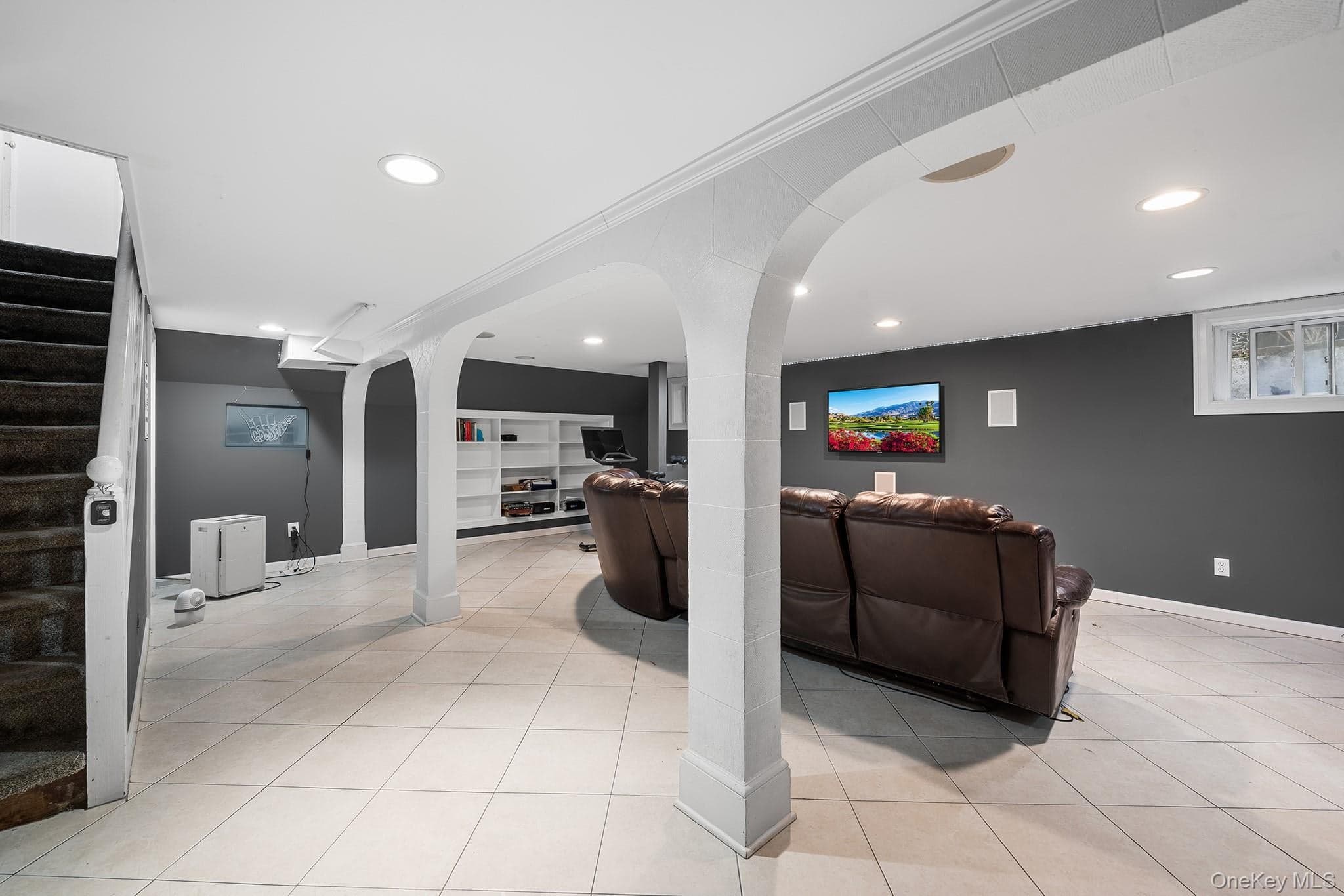 3 Demott Avenue thumbnail 27