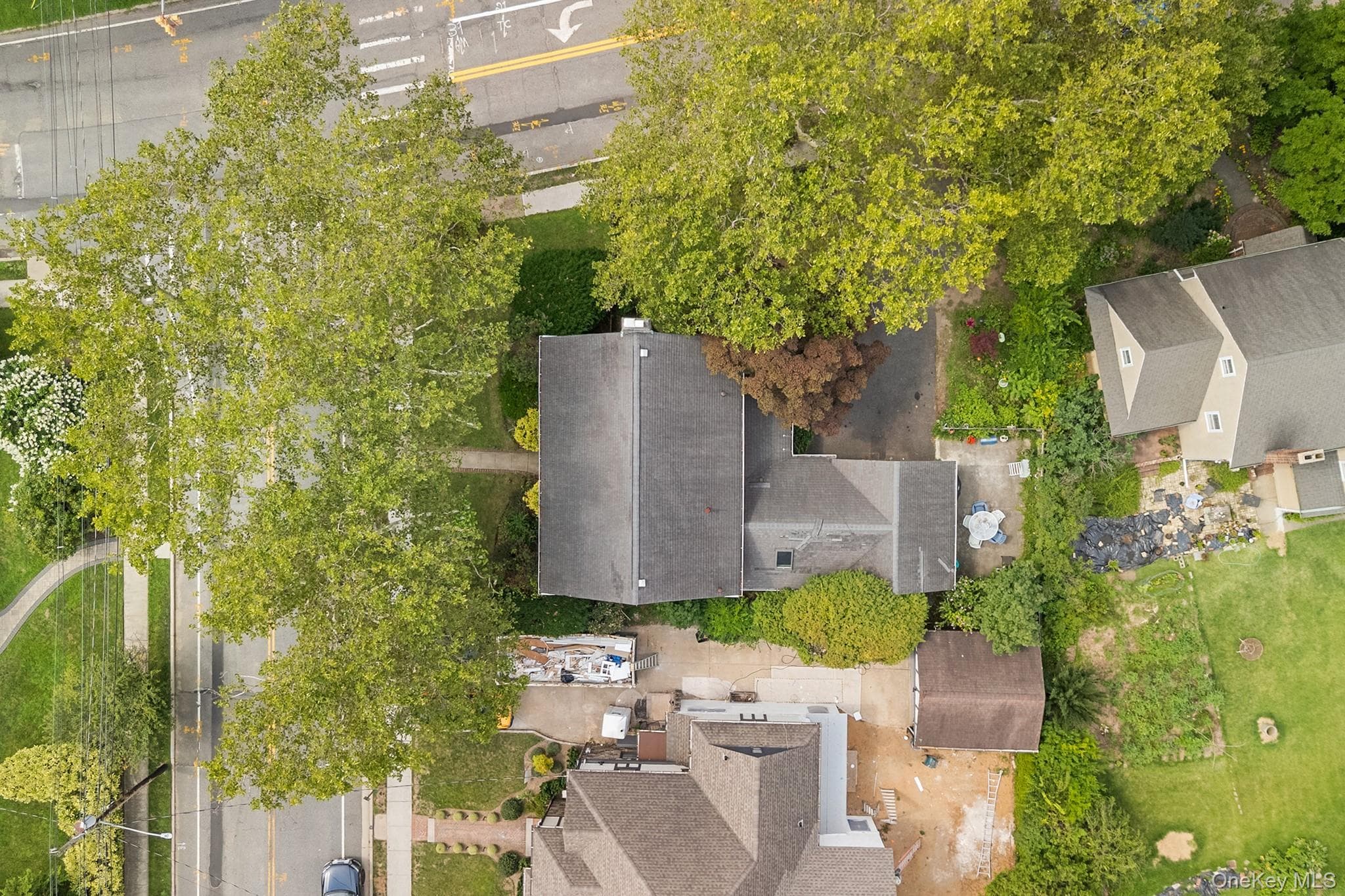 3 Demott Avenue thumbnail 7