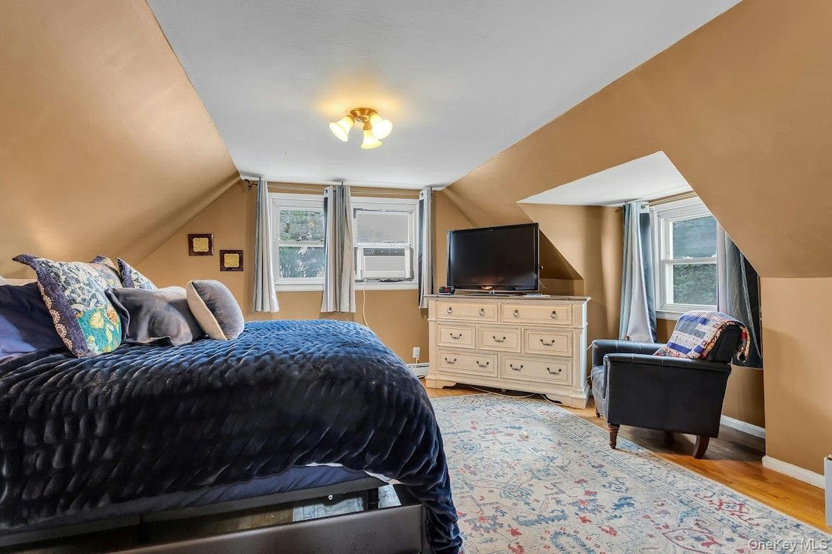 8 N Summit Drive thumbnail 20