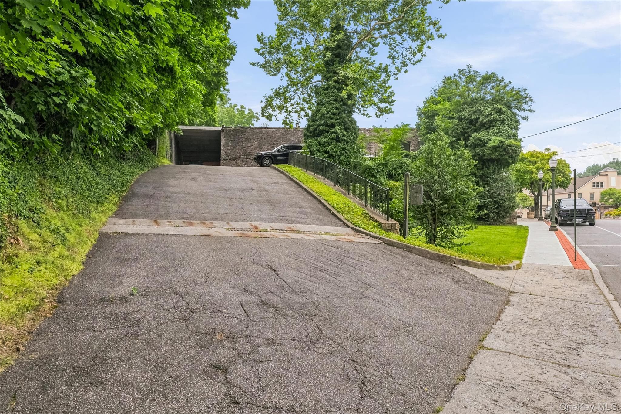179 Lindsey Avenue thumbnail 28