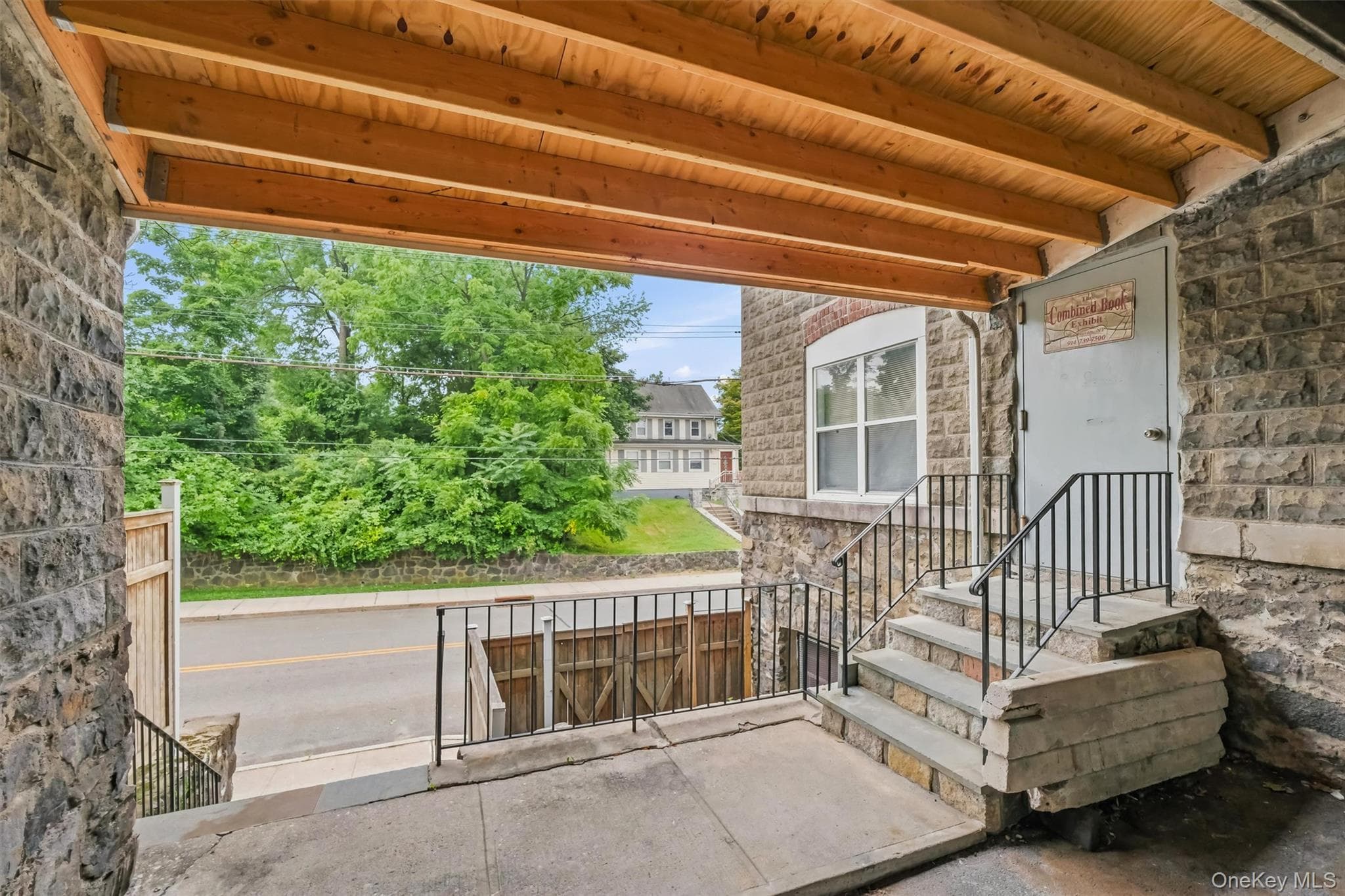 179 Lindsey Avenue thumbnail 31
