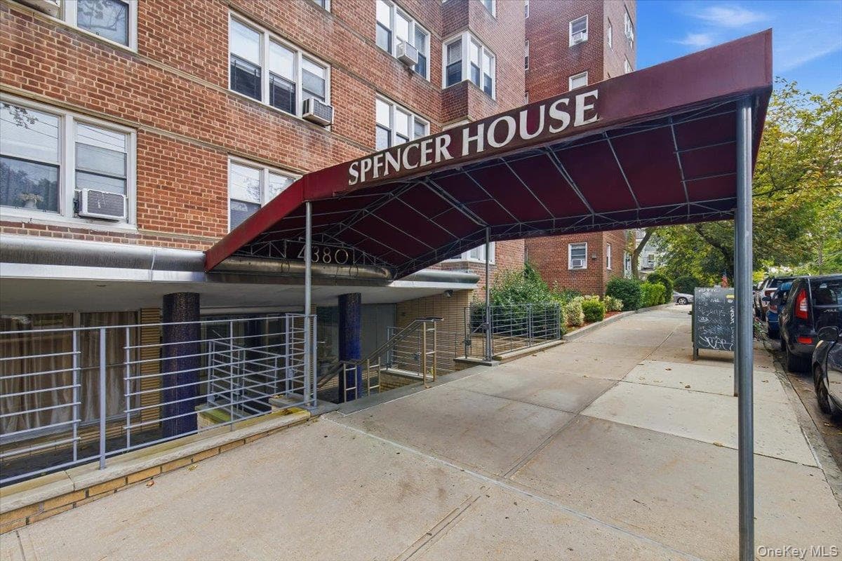 4380 Vireo Avenue Unit: 4T thumbnail 14