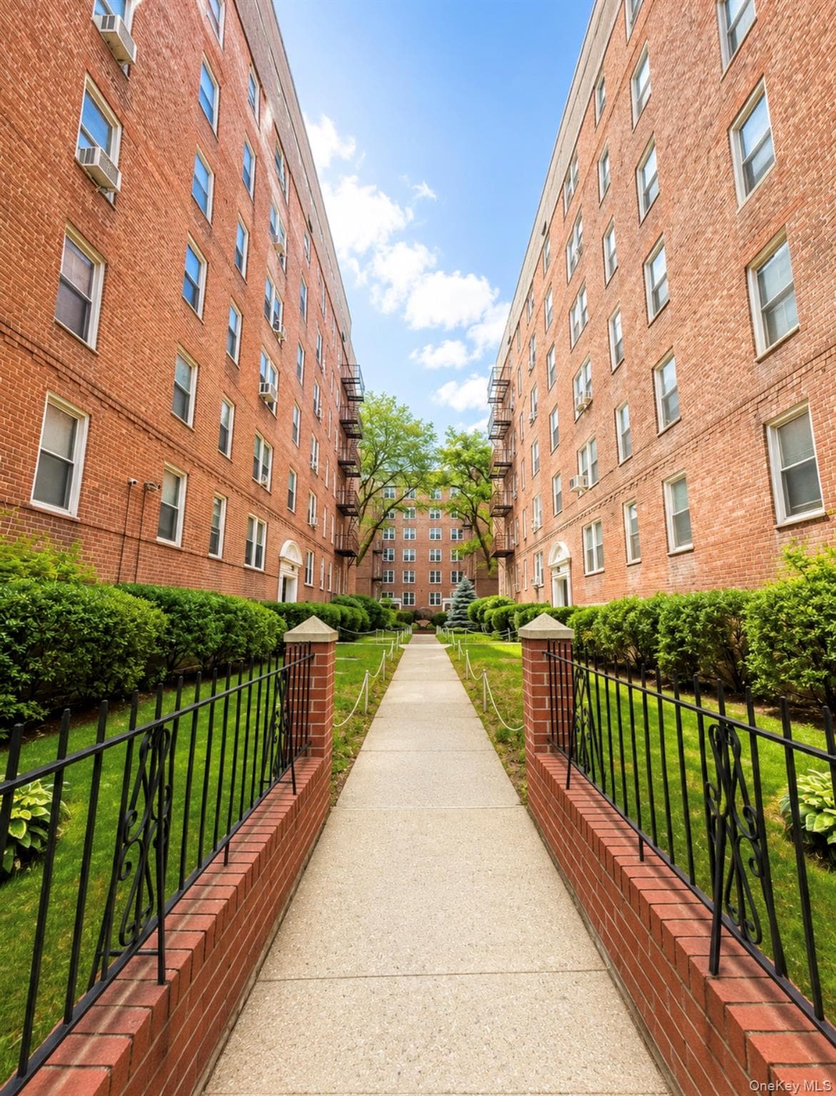 14445 Sanford AVE Unit: 2 thumbnail 7