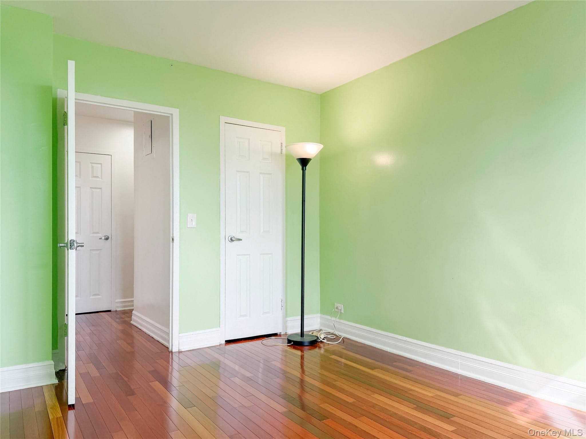880 Boynton Avenue Unit: 9L thumbnail 11
