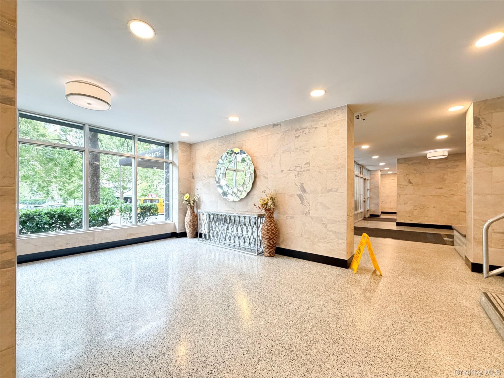 880 Boynton Avenue Unit: 9L thumbnail 4