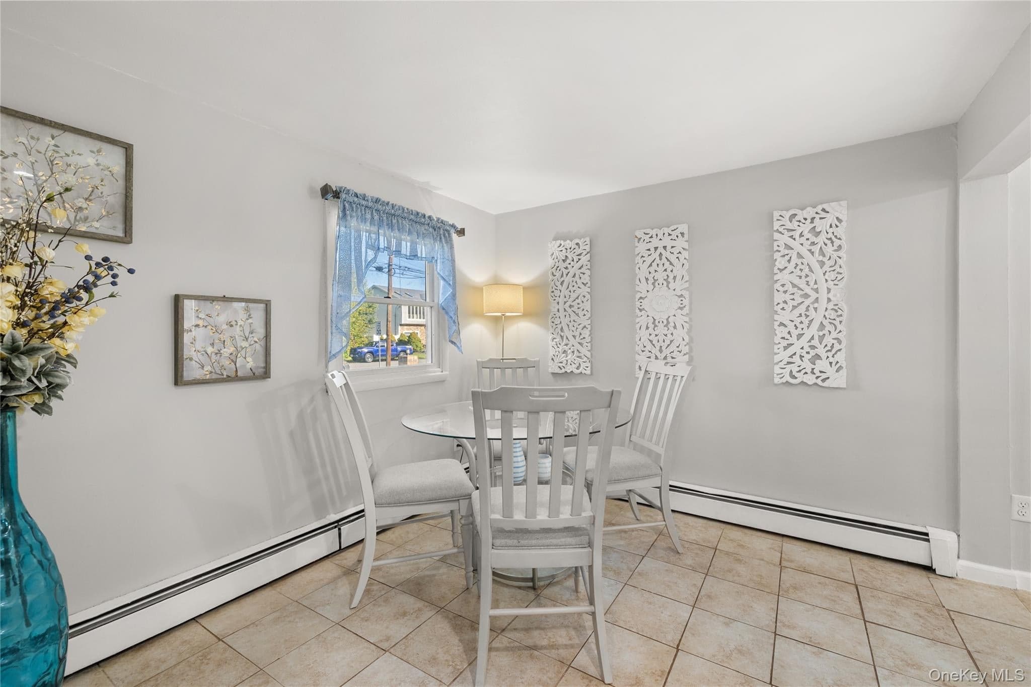 697 East Drive thumbnail 19