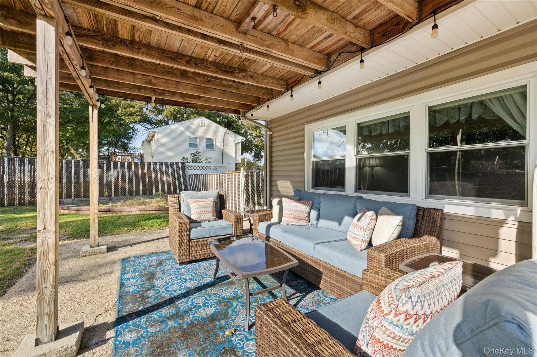 697 East Drive thumbnail 23