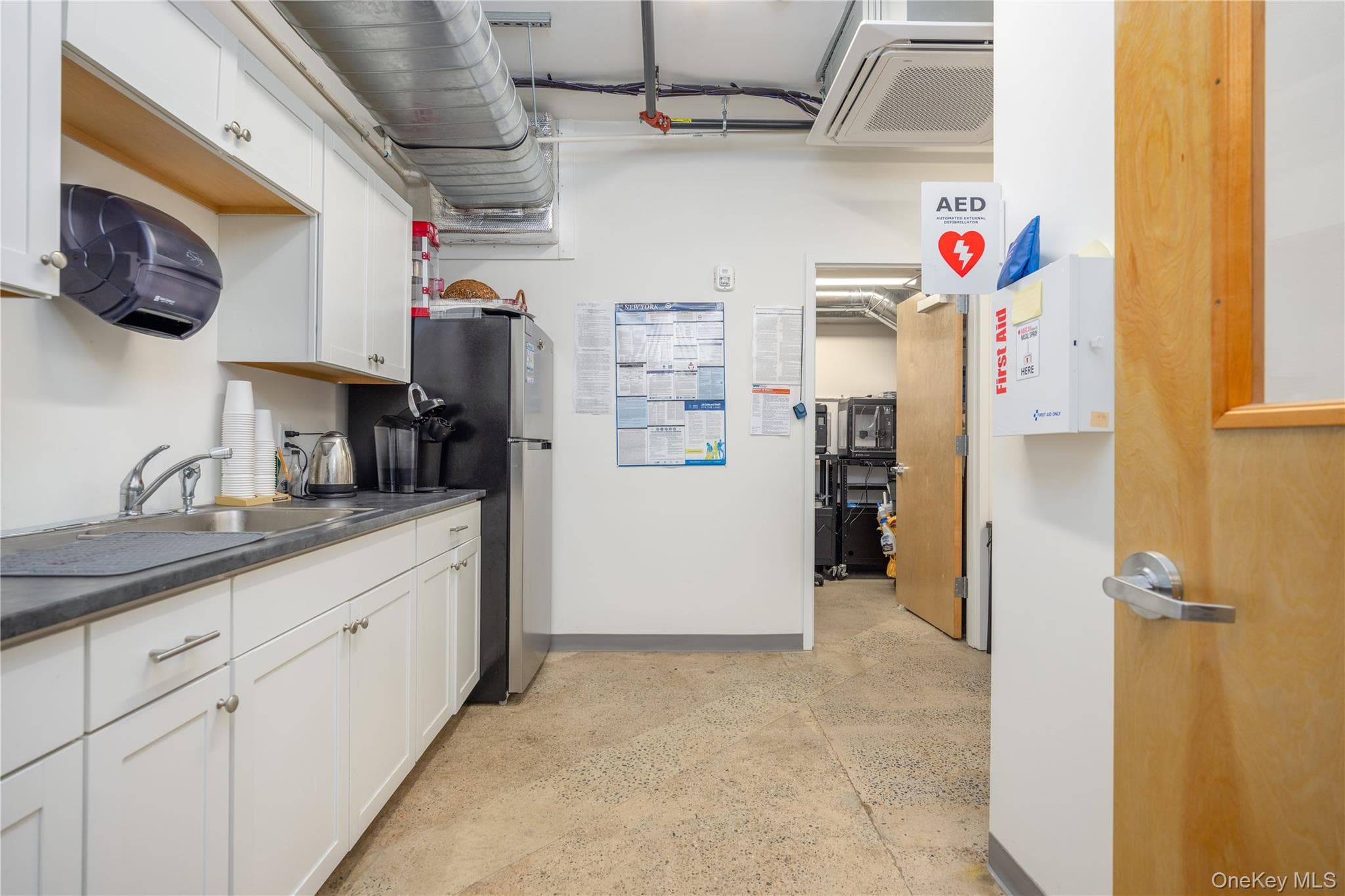 75 E Central Avenue thumbnail 21