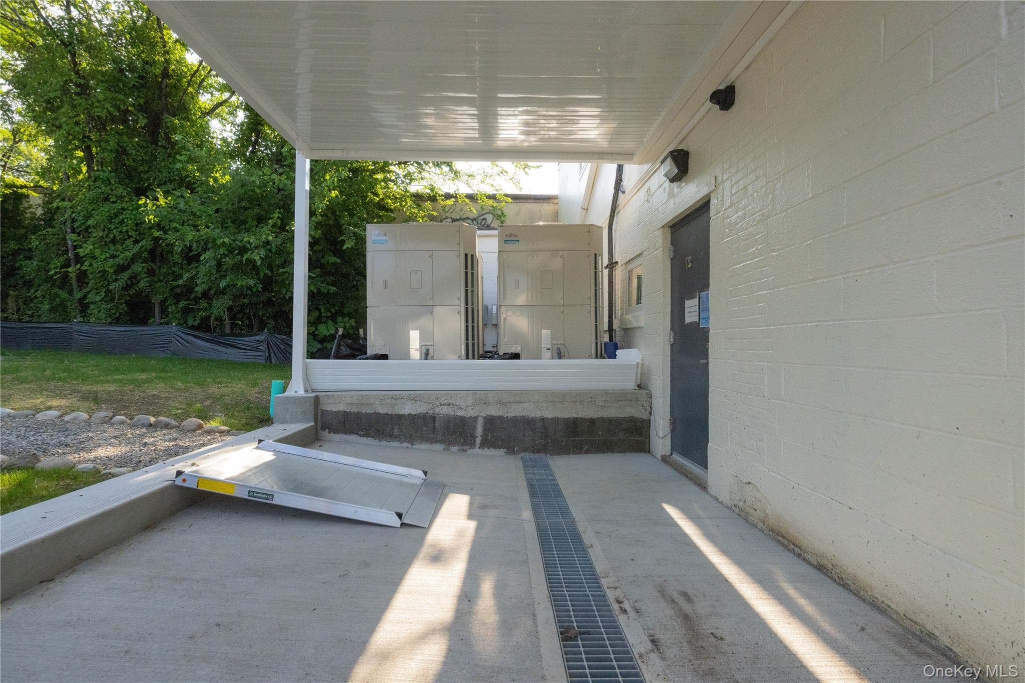 75 E Central Avenue thumbnail 11