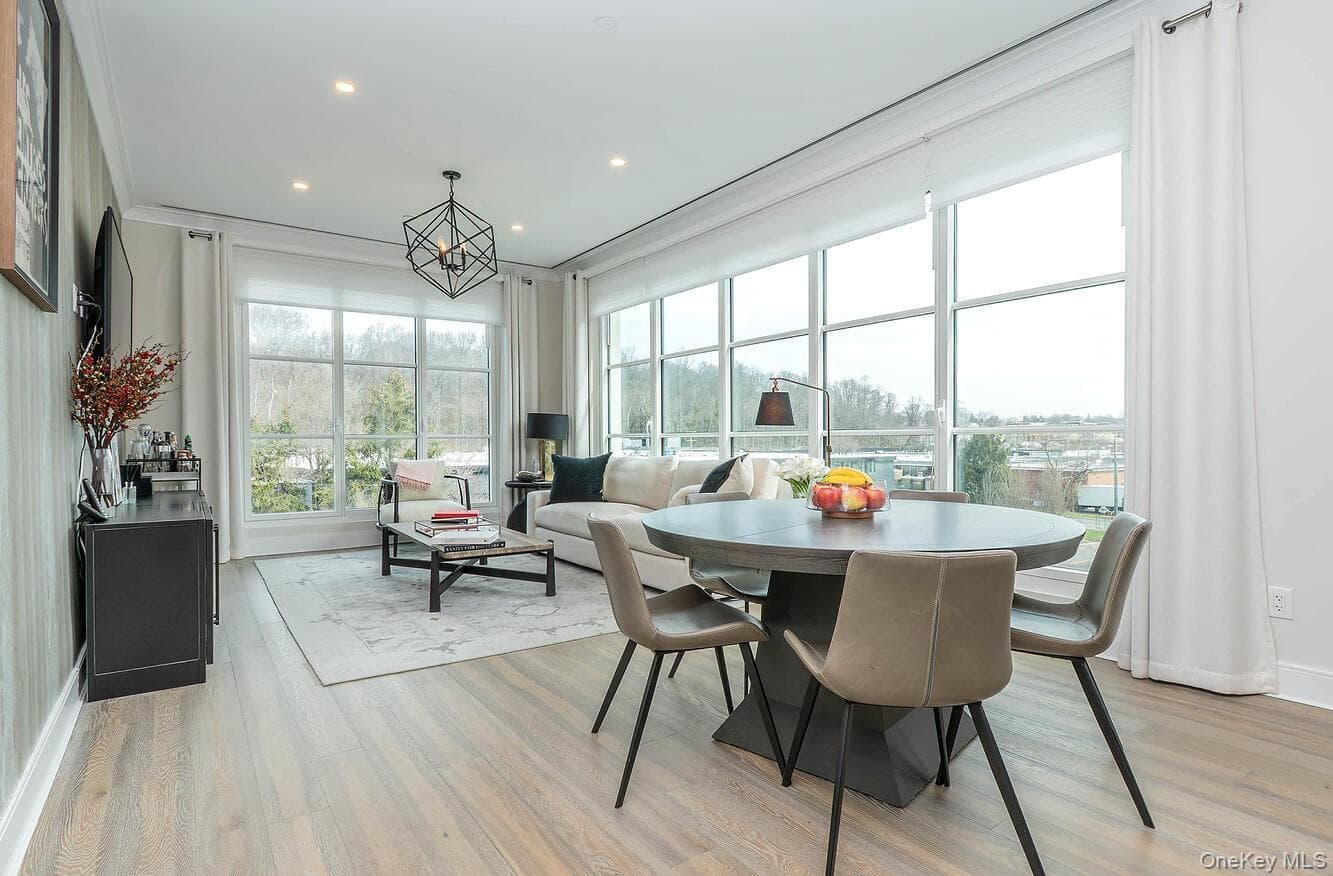 100 Garvies Point Road Unit: 1116 thumbnail 4