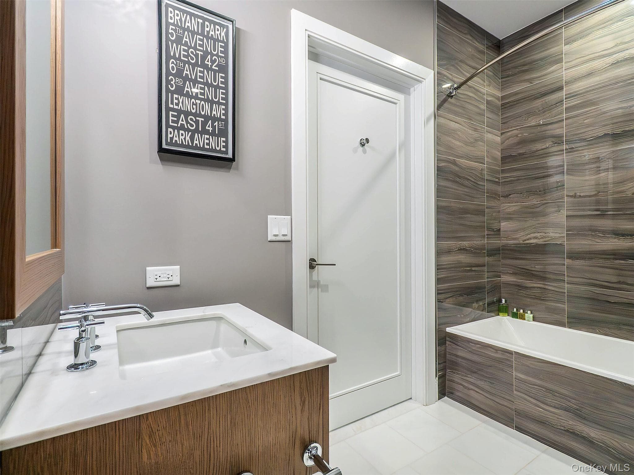 100 Garvies Point Road Unit: 1116 thumbnail 14
