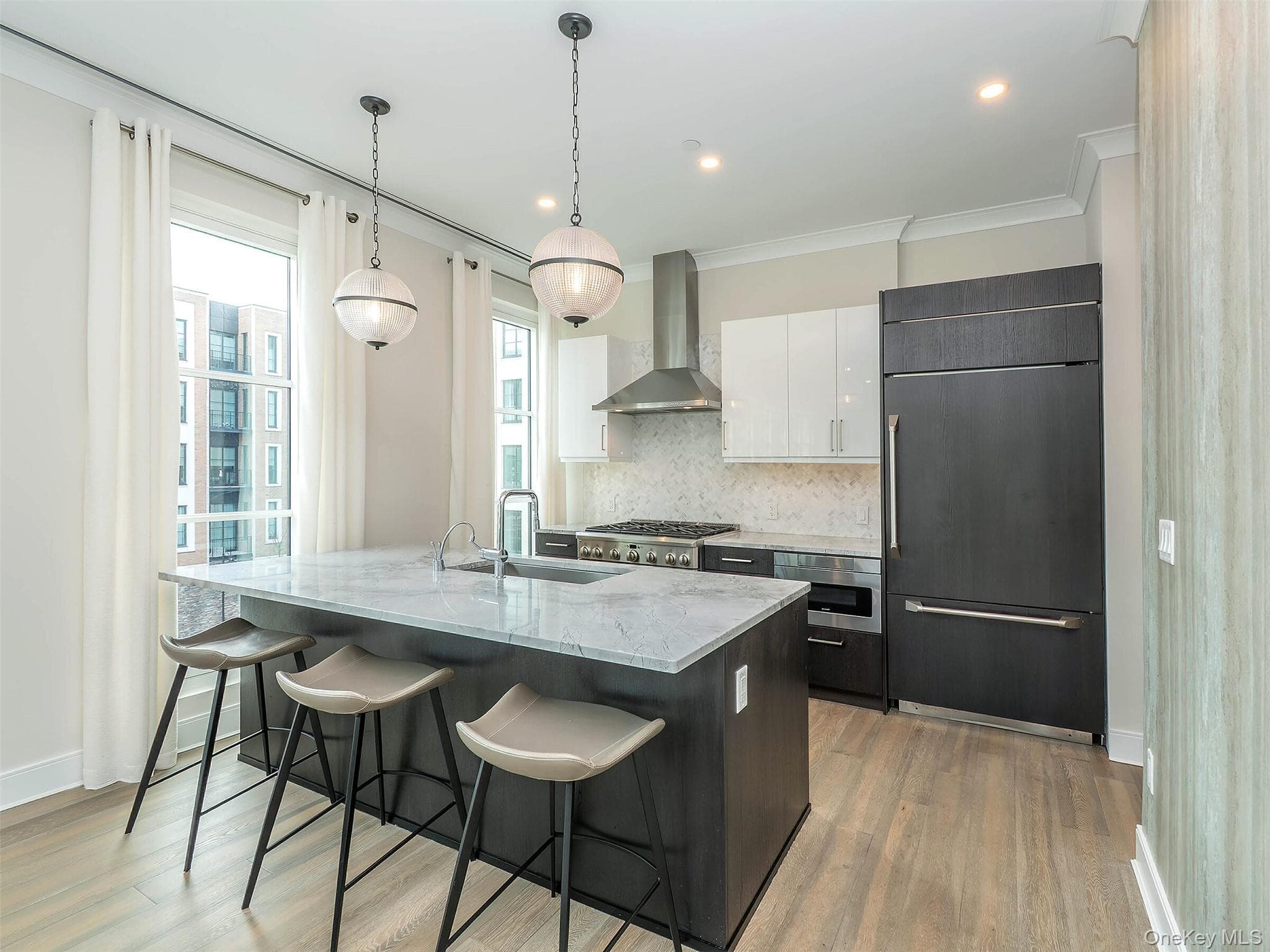 100 Garvies Point Road Unit: 1116 thumbnail 6