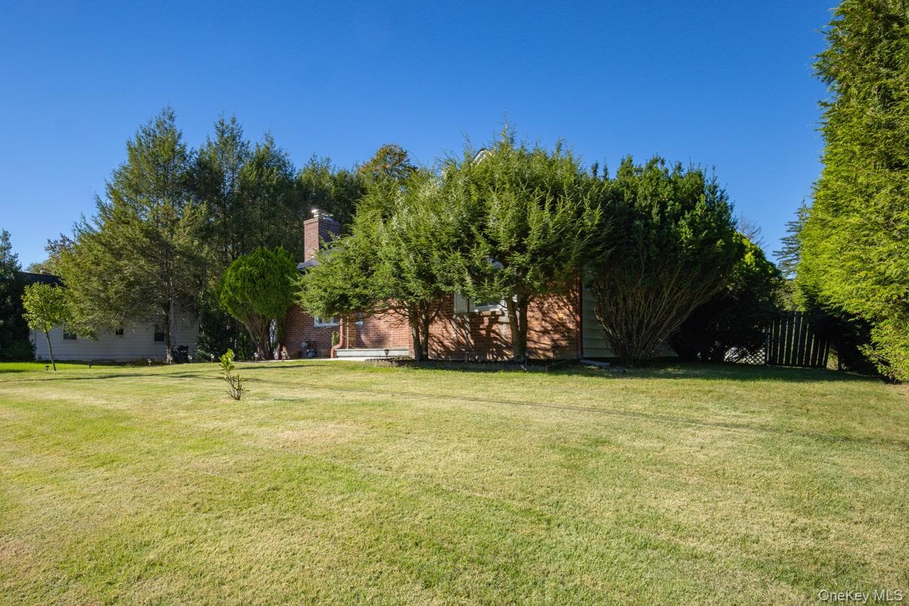 8 Deforest Avenue thumbnail 23