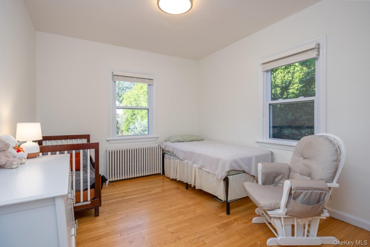 8 Deforest Avenue thumbnail 11