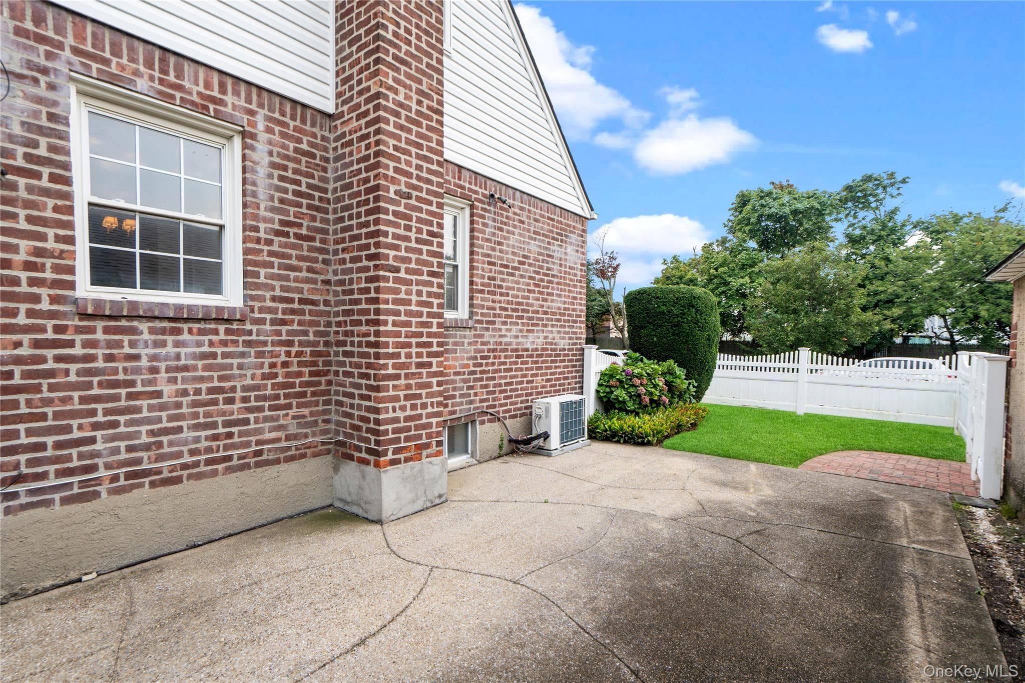 466 Croyden Road thumbnail 16
