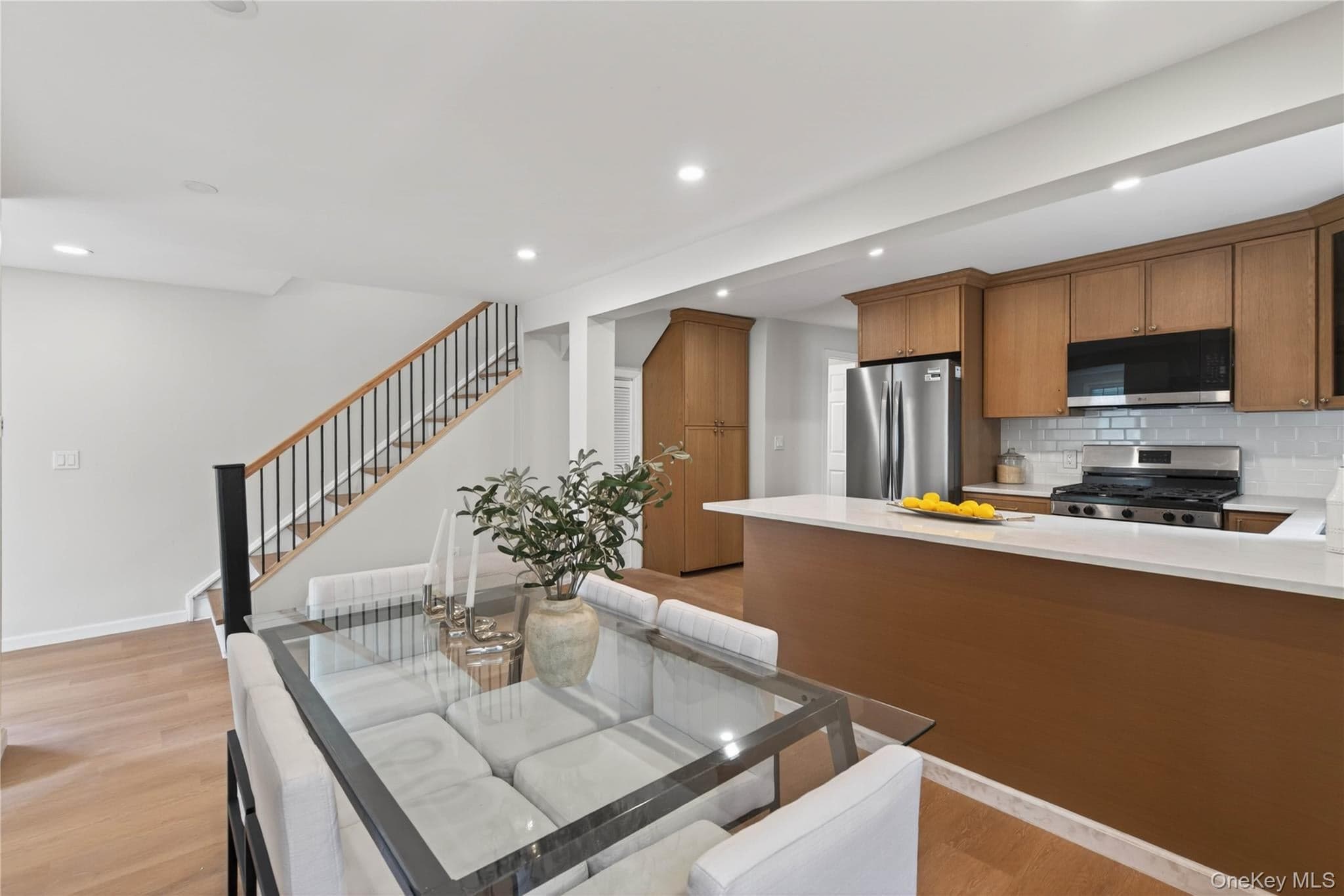 81 Potter Avenue thumbnail 7