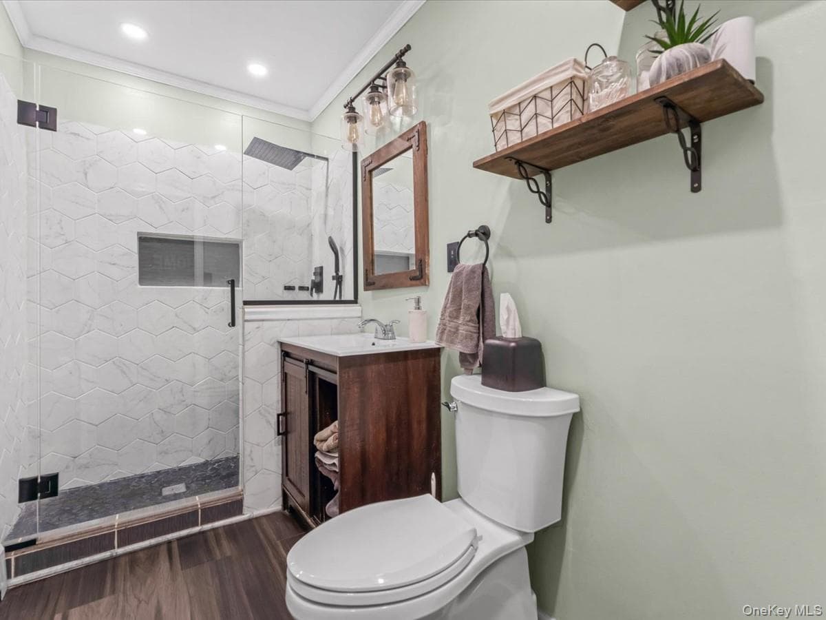 223 Locust Drive thumbnail 8