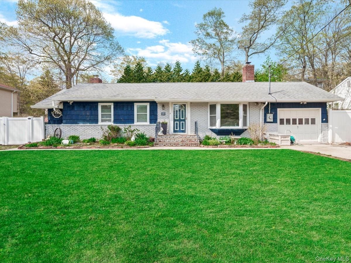 223 Locust Drive thumbnail 18