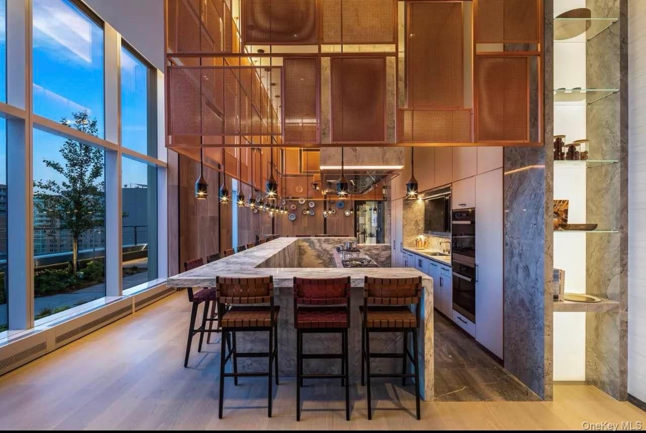131-03 40th Road Unit: 18E thumbnail 9
