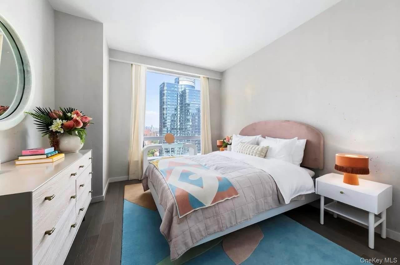 131-03 40th Road Unit: 18E thumbnail 3