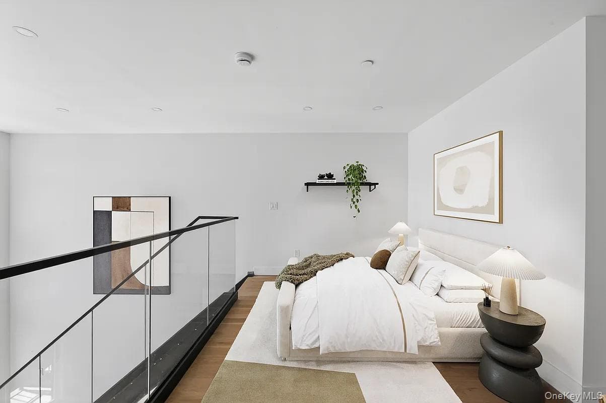 31-65 14th Street Unit: PHB thumbnail 8