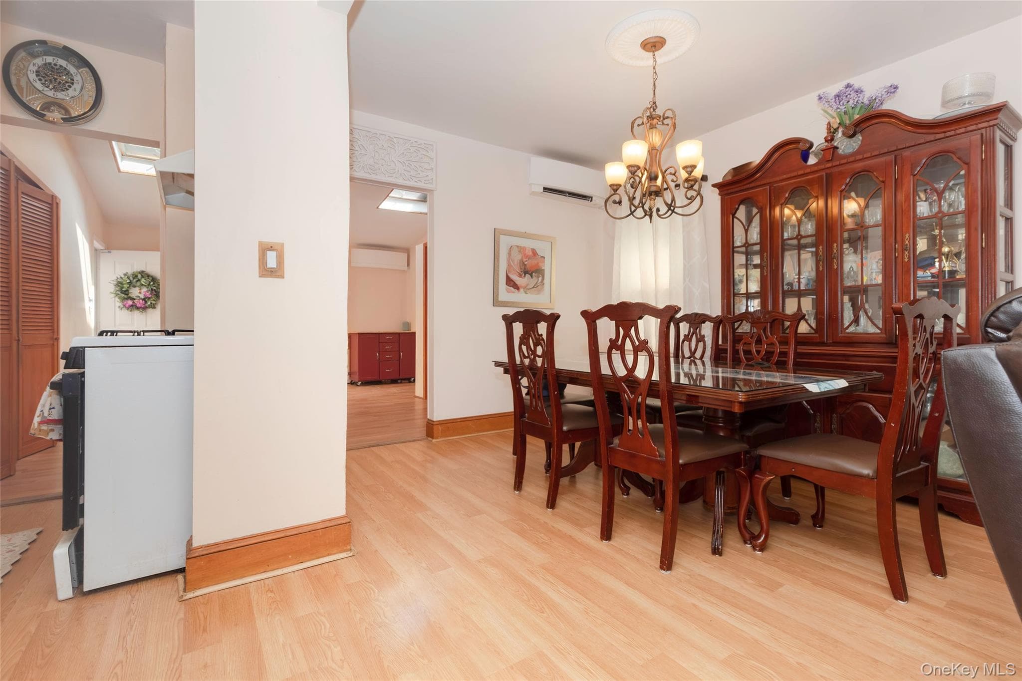 2036 Hobart Avenue thumbnail 7