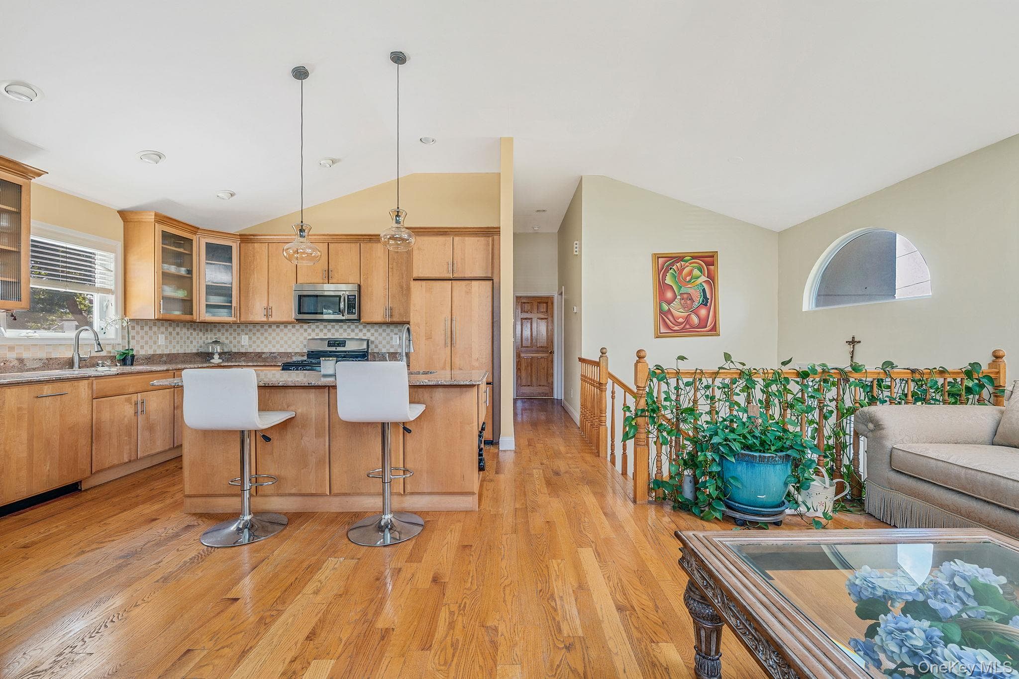 540 Scudder Avenue thumbnail 10