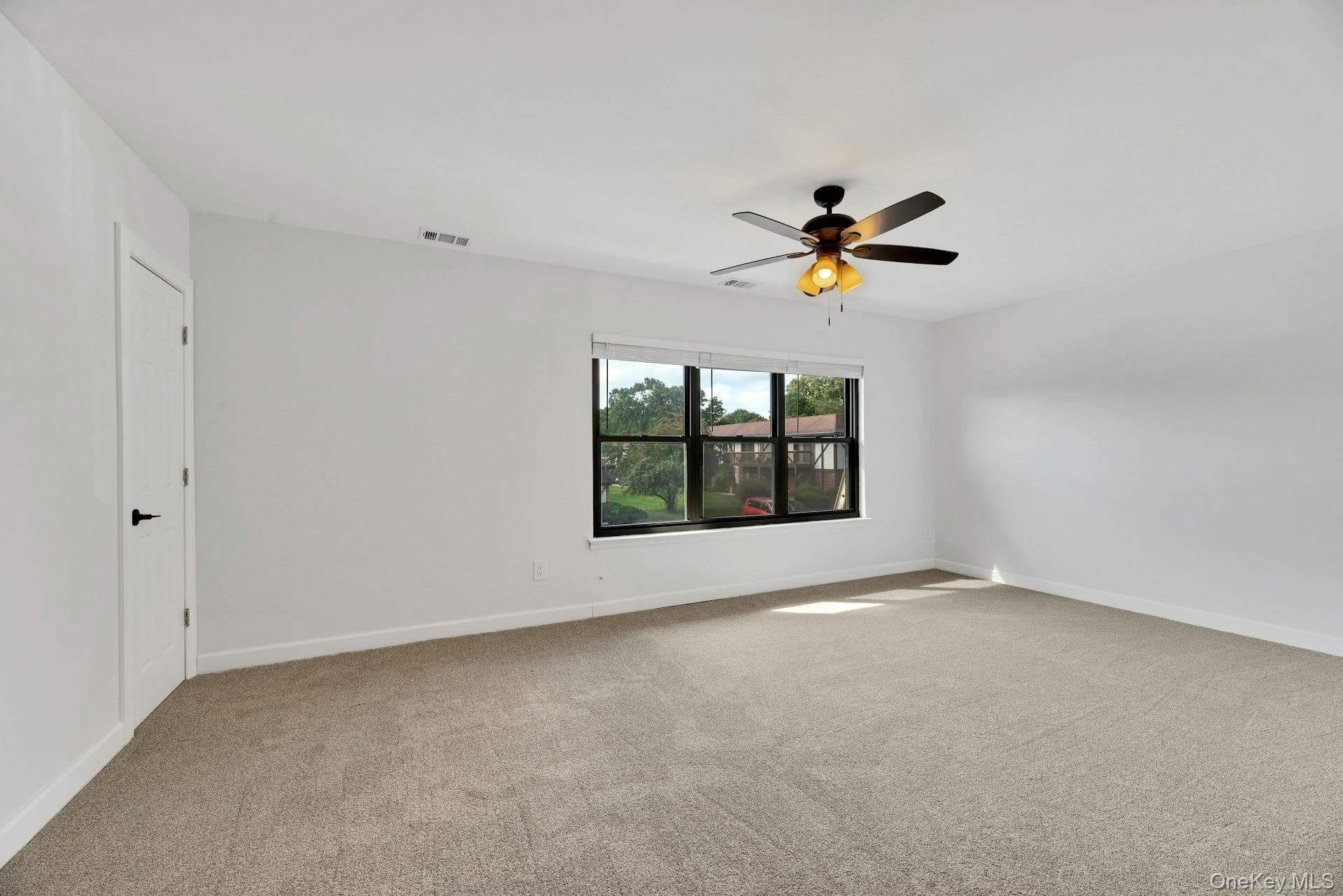 63 Bailey Court Unit: 63 thumbnail 3
