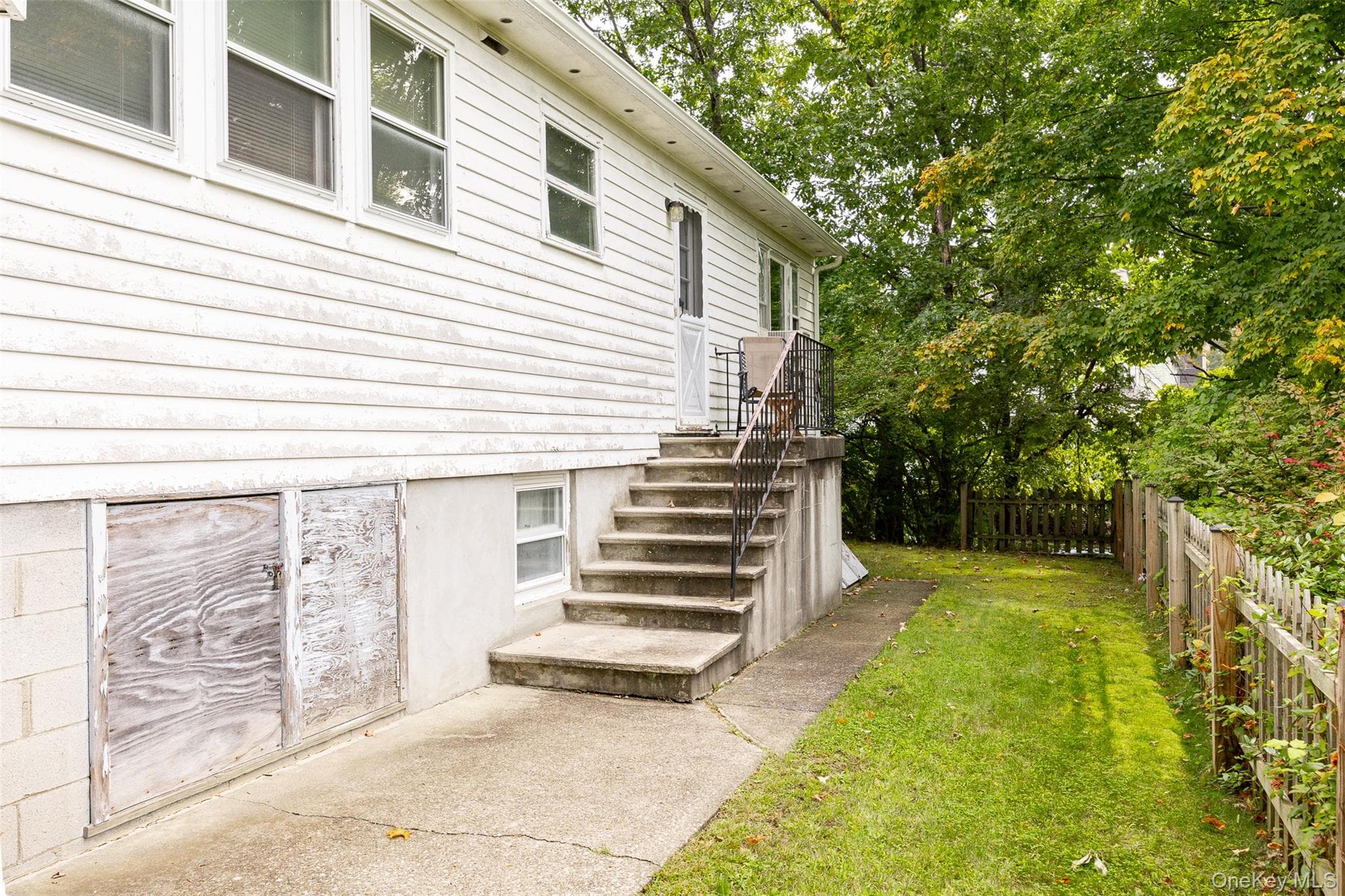 15 Cedar Street thumbnail 6