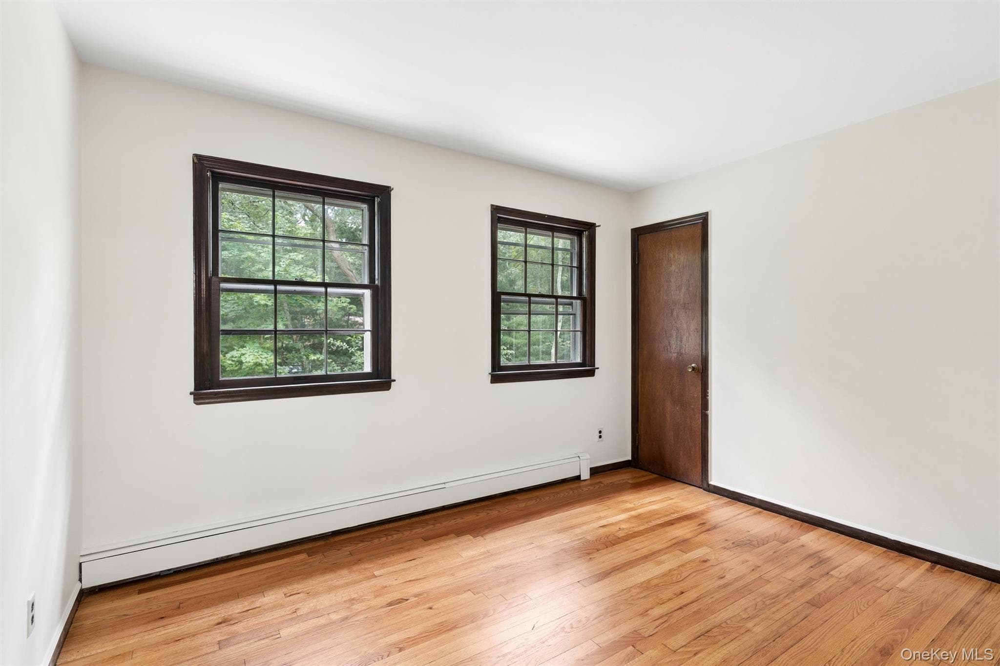 614 Twin Hills Court thumbnail 25