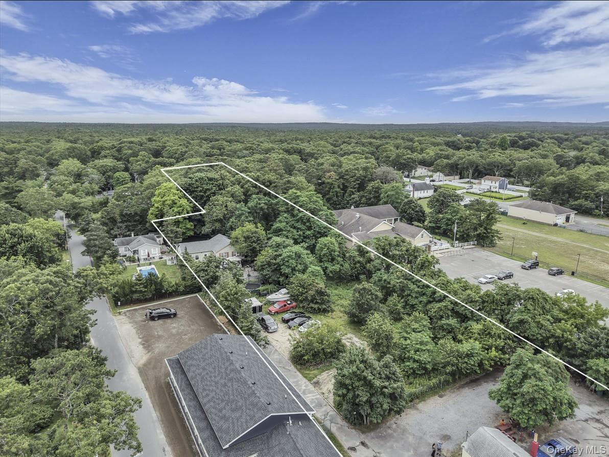 669 Flanders Road thumbnail 13