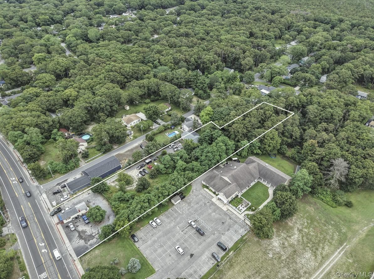 669 Flanders Road thumbnail 7