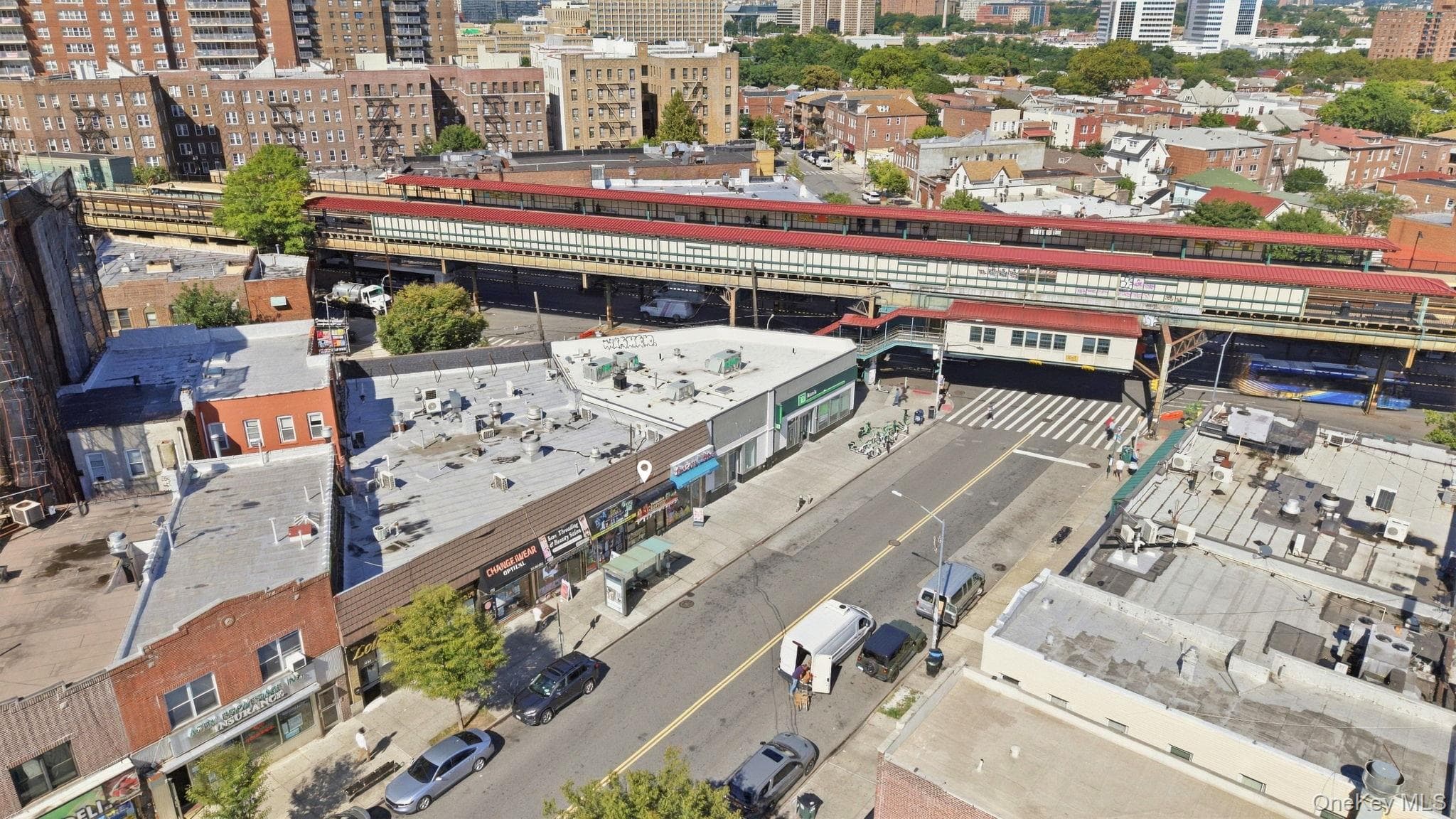 1761 Crosby Avenue thumbnail 17