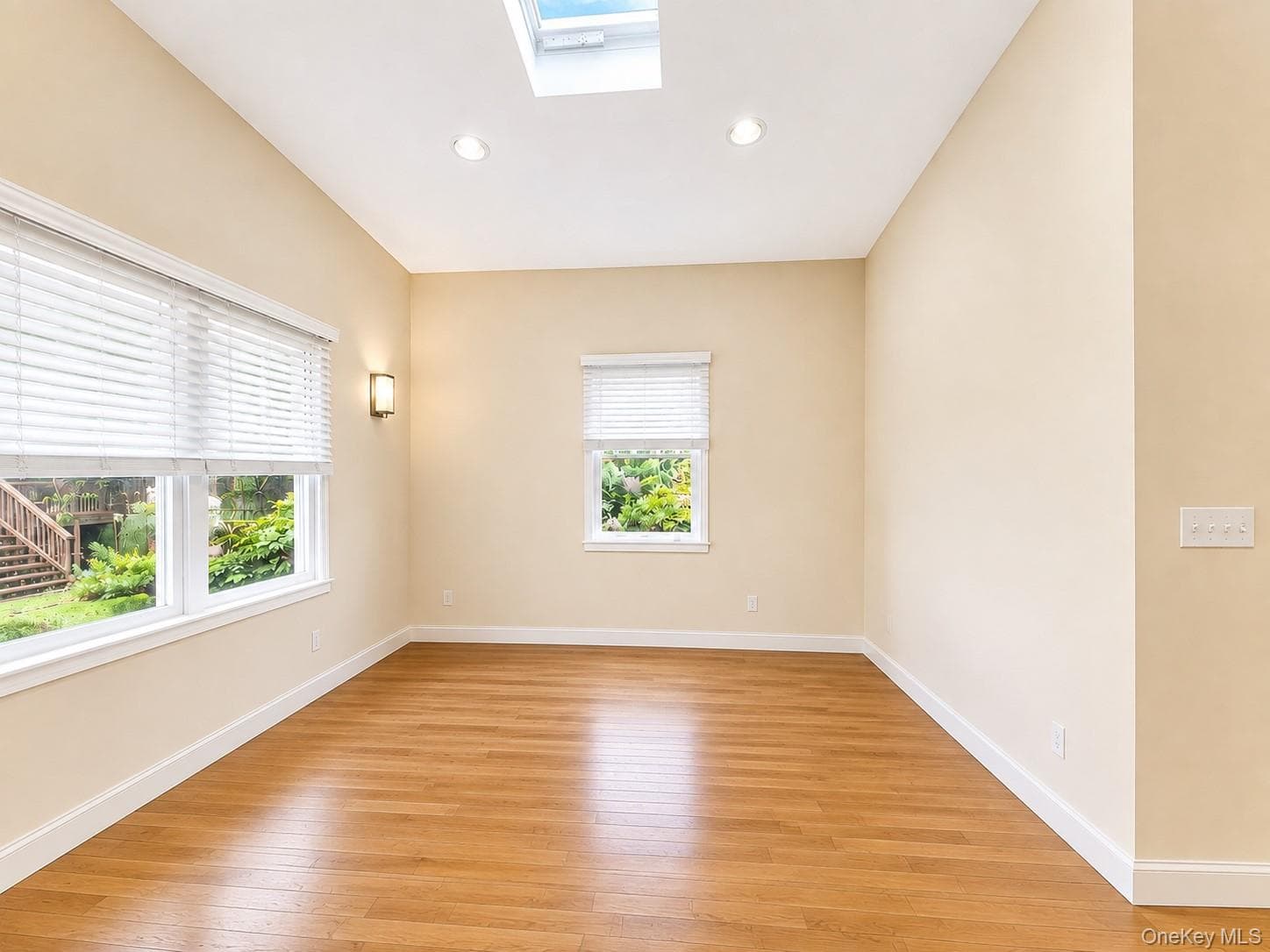 145 Lincoln Avenue thumbnail 9