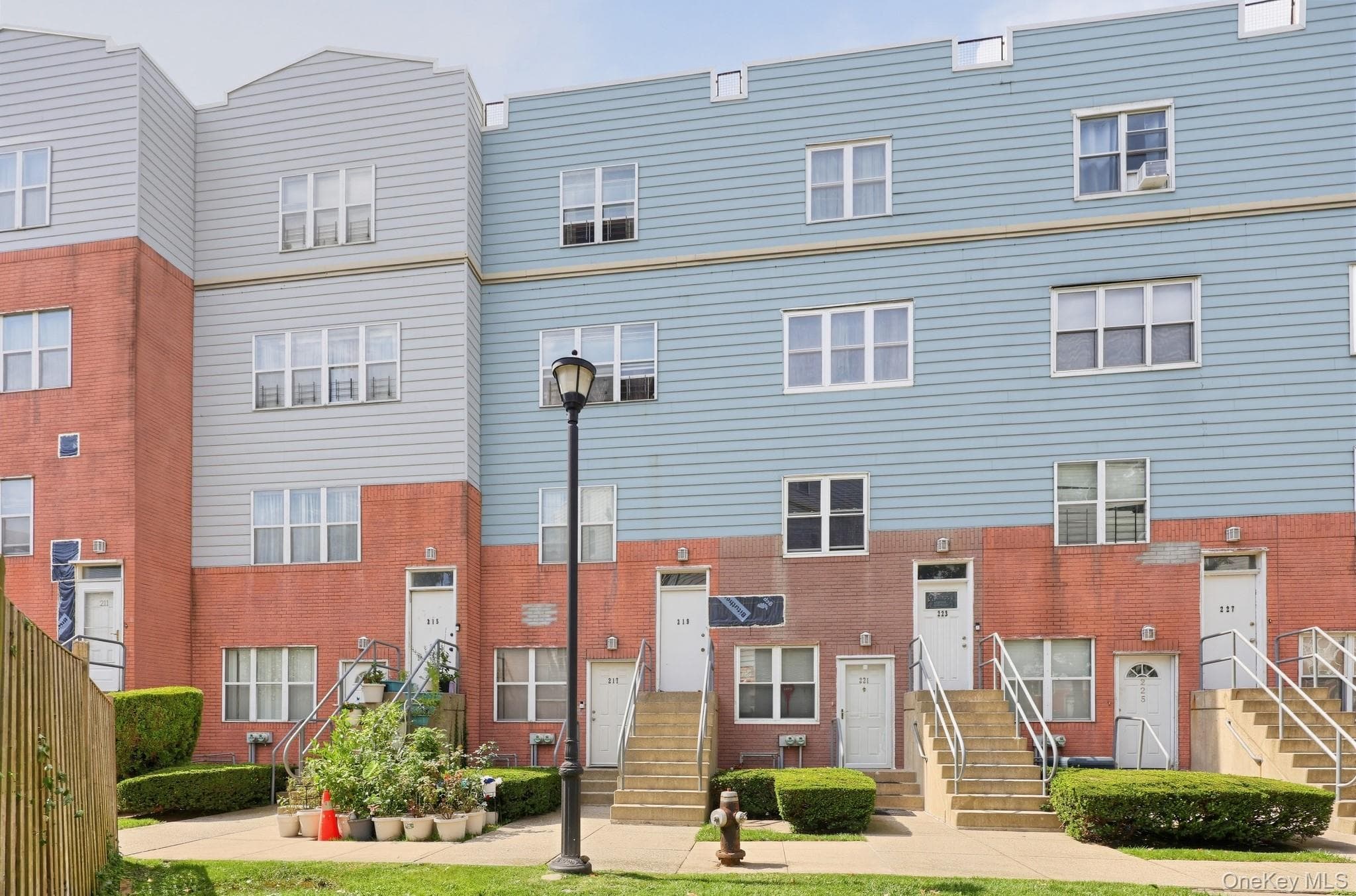 219 Admiral Lane Unit: 2219H, Bronx
