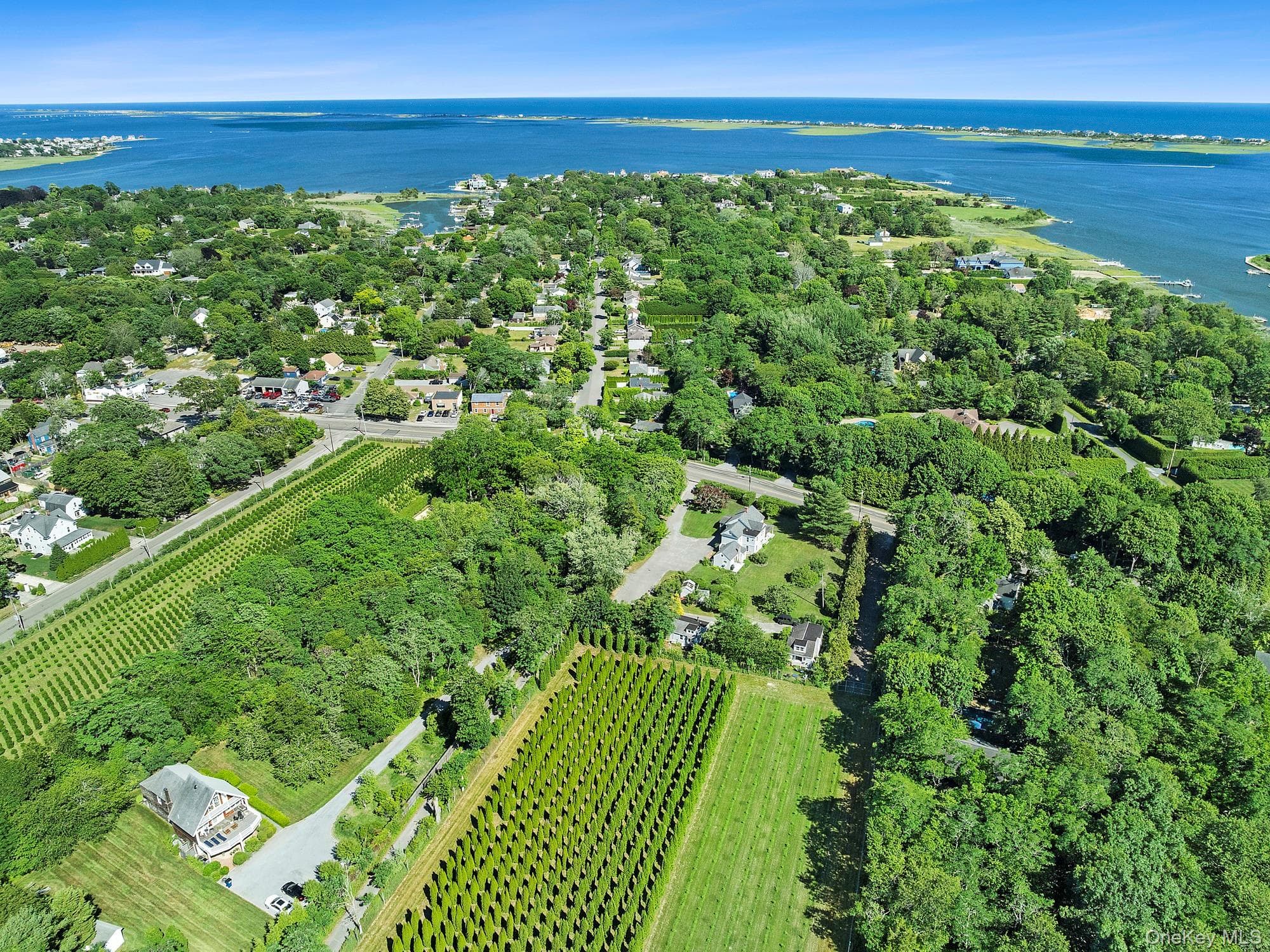 718 Montauk Highway thumbnail 5