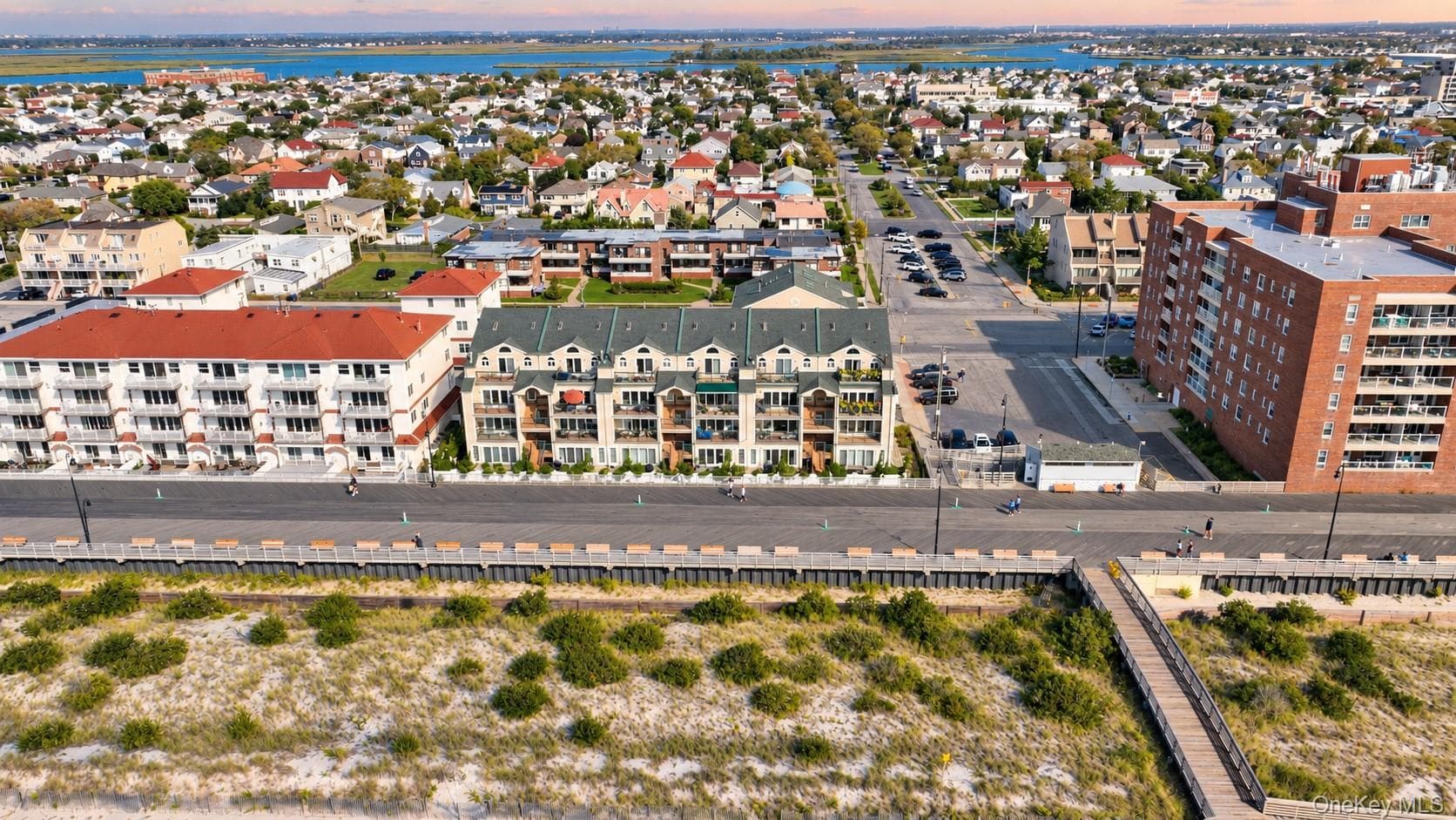 412 Oceanfront thumbnail 21