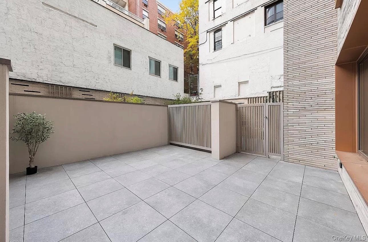 208 Delancey Street Unit: 1B thumbnail 8