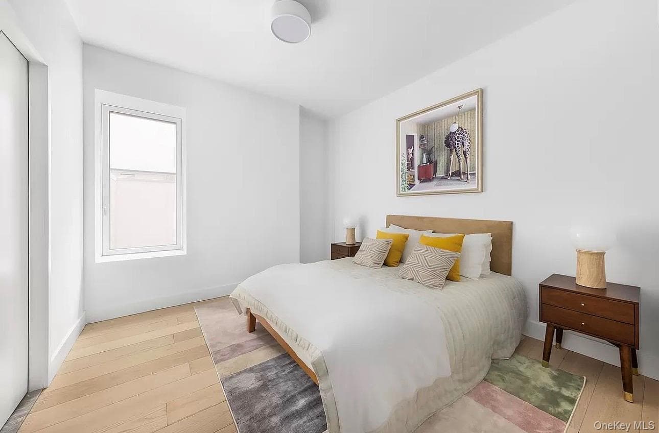 208 Delancey Street Unit: 1B thumbnail 4