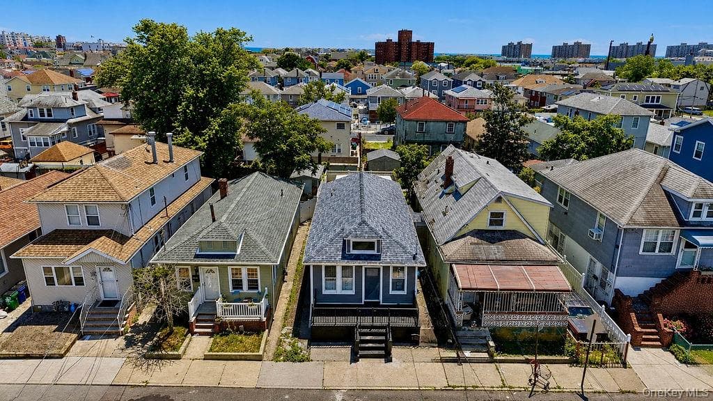 69-39 Elizabeth Avenue thumbnail 17
